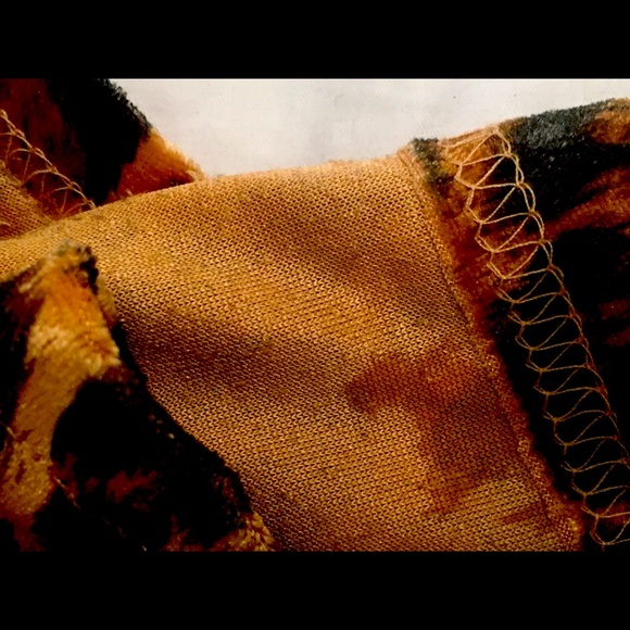 Long sleeve Leopard Print Dress - Picture 5 of 5